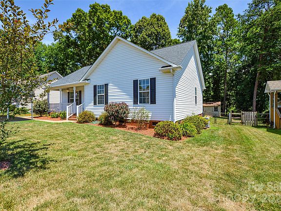 3rd image of 725 Golden Bell Dr #44