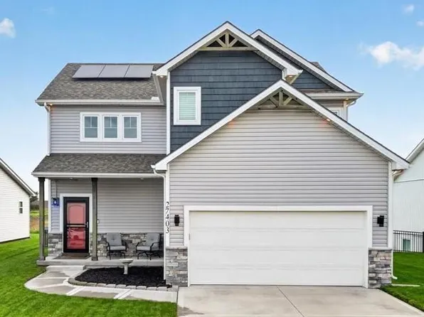 27403 E Cedar Grove Dr, Lake Lotawana, MO 64086