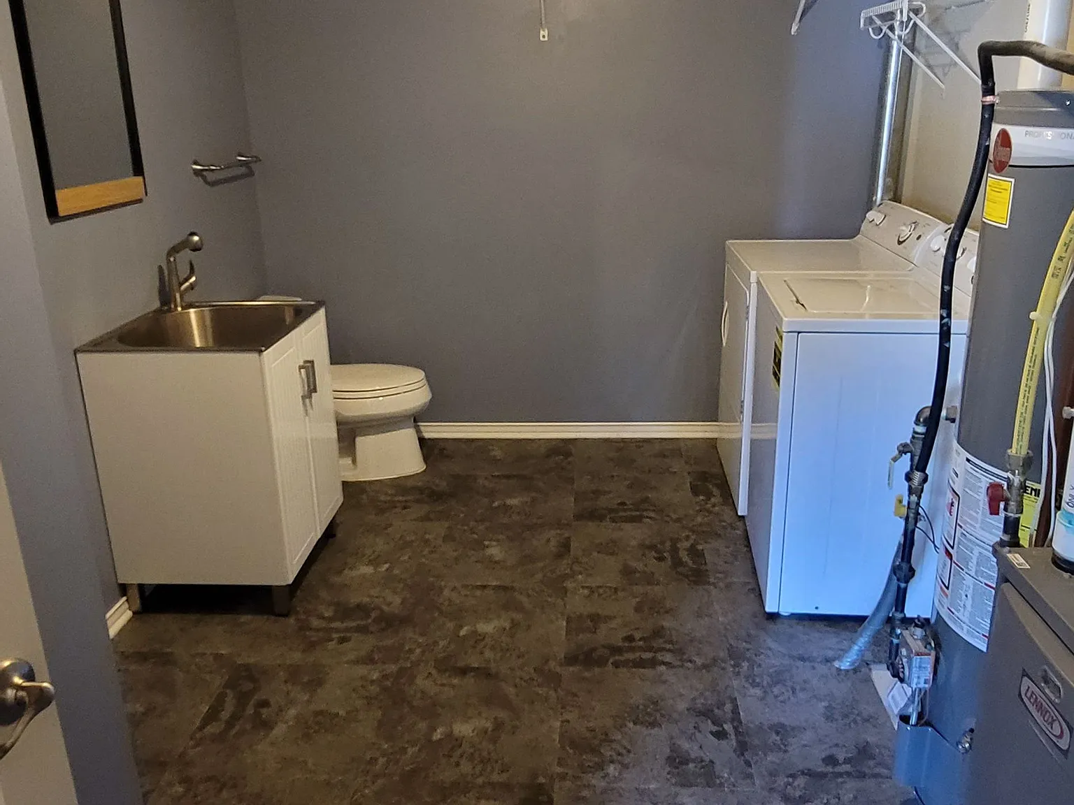 3 bed, 1621 sqft, $2,395 — Photo 4