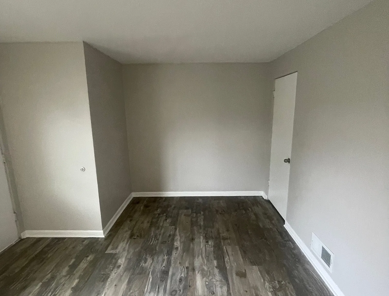 2 bed, $1,400 — Photo 2