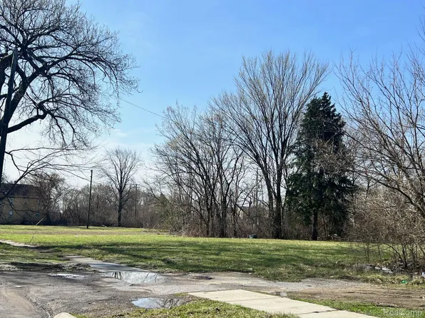 5143 Bangor St, Detroit, MI 48210