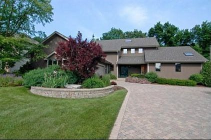 1st image of 239 Parker Dr