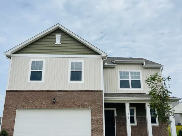 261 Babbling Brook Dr, Clayton, NC 27520