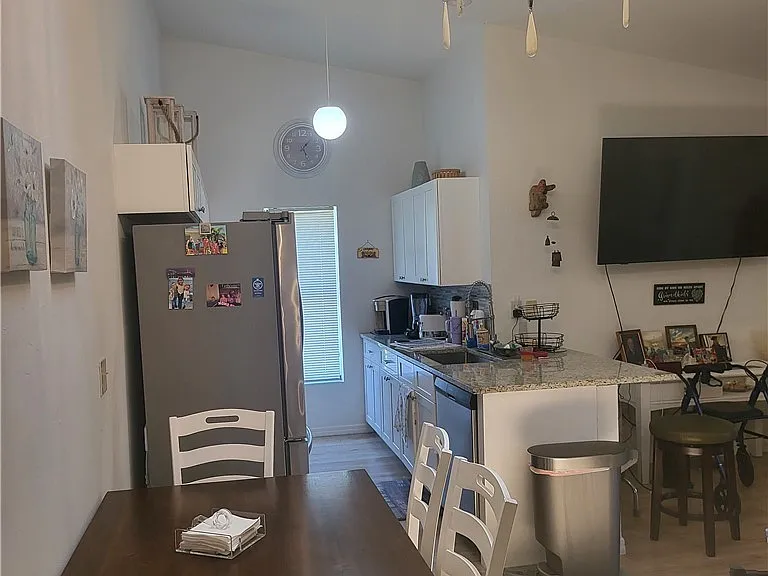 1433 SW 51st Ln #98 — Photo 5