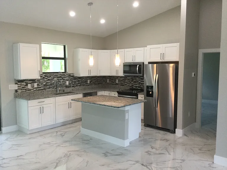 17089 Urban Ave #2 — Photo 21