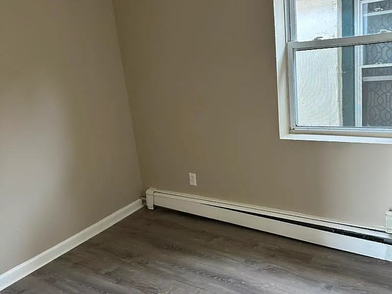 1312 Mattison Ave — Photo 3