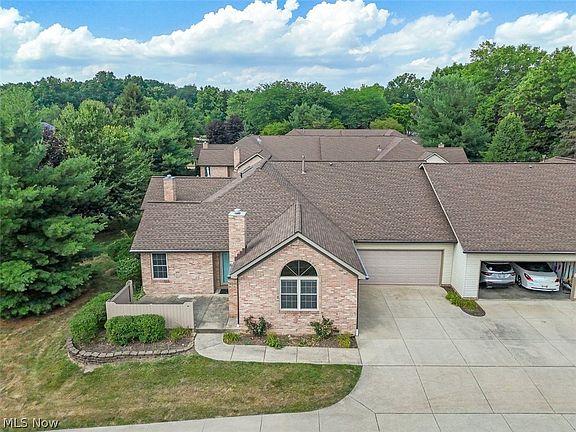 2nd image of 344 Greenbriar Dr
