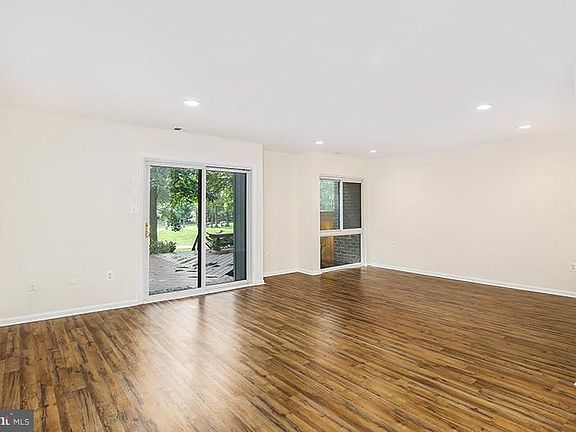 Living room that can also fit a formal dining area