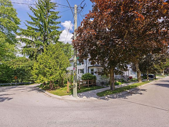 3rd image of 29 Oliver St