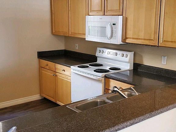 5th image of 19777 N 76th St APT 1163