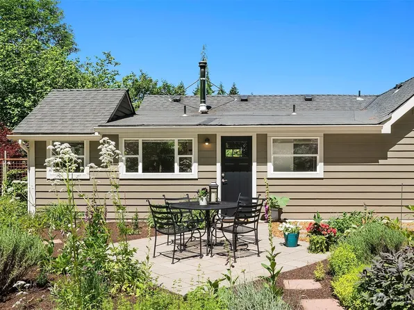 11323 E Riverside Drive, Bothell, WA 98011