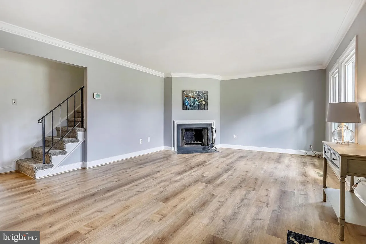 3 bed, 1538 sqft, $3,599 — Photo 4