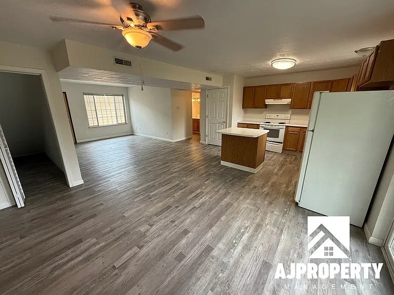 931 S Newcomb Ave #1 — Photo 3