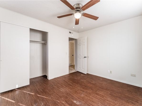 fayetteville-arkansas-442718342 picture