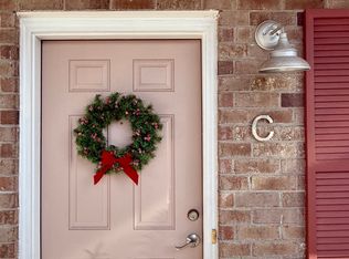 274 Fleming Rd, Charleston, SC 29412