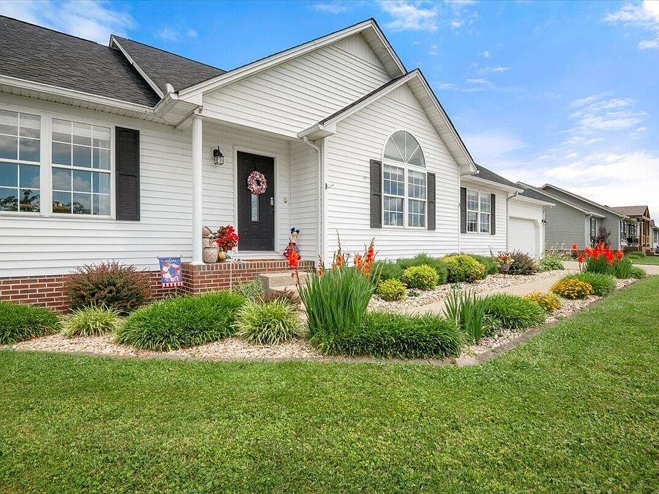 1st image of 274 Brookside Dr