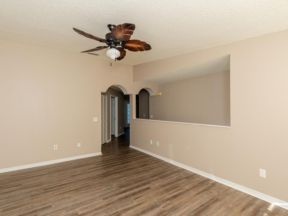 1st image of 16210 Harbour Vista Cir
