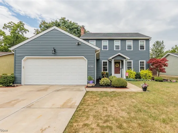 9792 Tannery Way, Olmsted Falls, OH 44138
