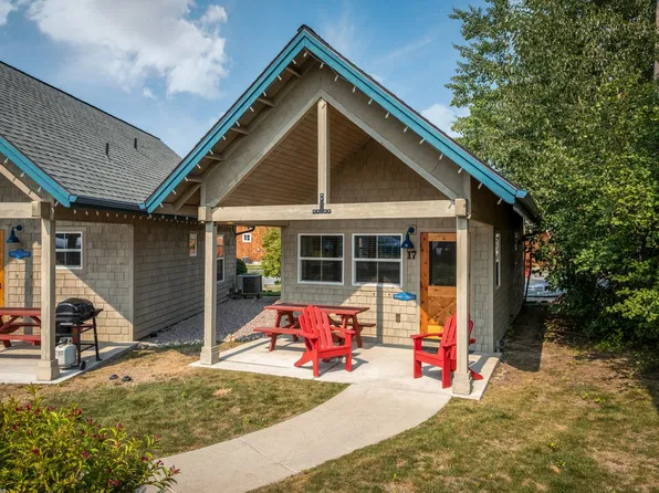 630 Marina Way #17, Dover, ID 83825