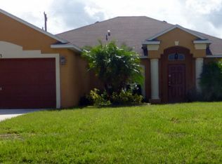 1943 SW Breezeway St, Pt Saint Lucie, FL 34953