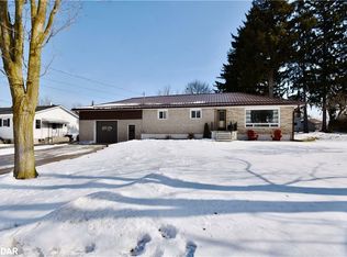 6 Stoddart St, Essa, ON L0L2N0