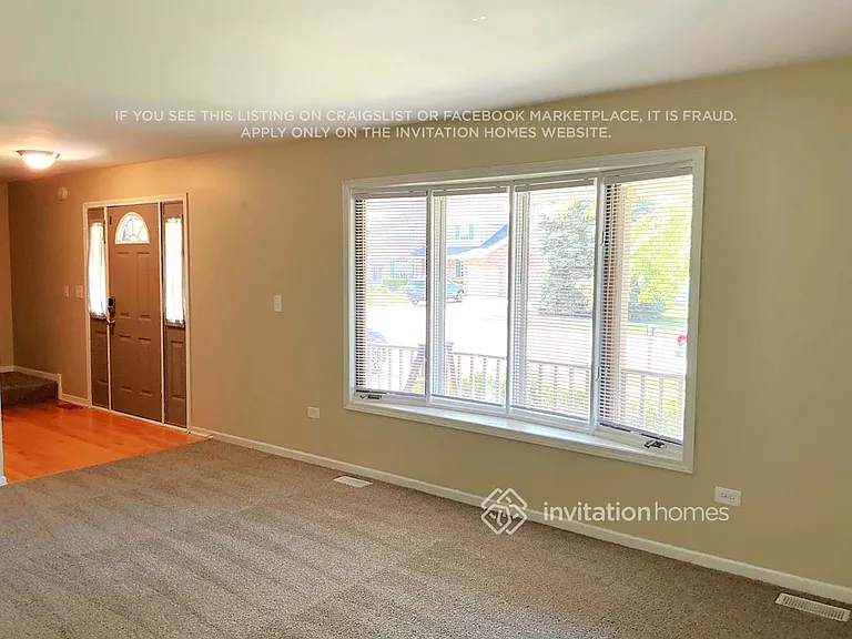 2959 Rebecca Dr — Photo 2