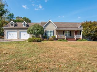 5135 Watters Rd, Lower Burrell, PA