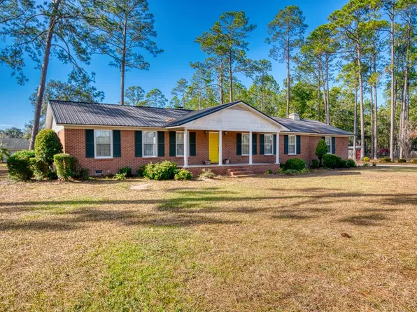 3910 Glen Meade Dr, Valdosta, GA 31601