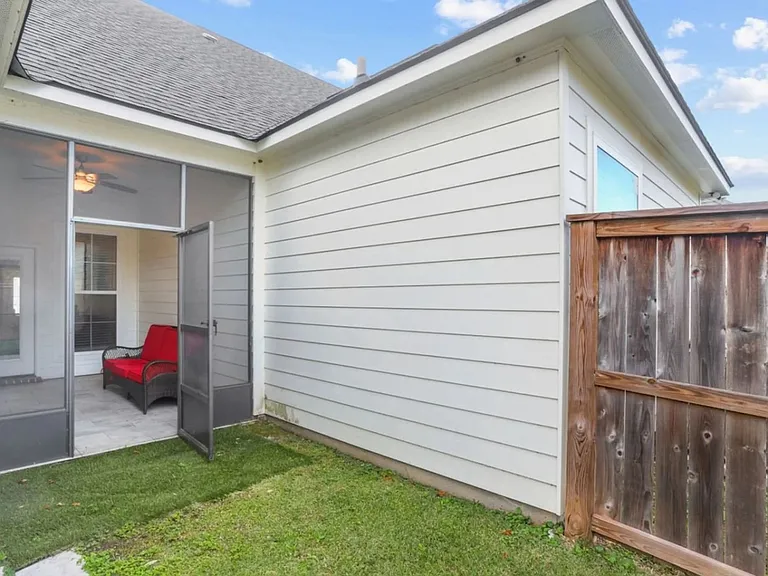 8123 Stonelake Ave — Photo 17