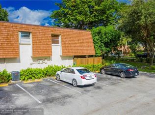 8900 SW 20th Pl #D-25, Davie, FL 33324