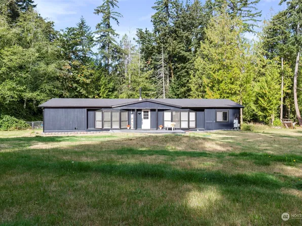 15180 Rosemary Loop Road SE, Olalla, WA 98359