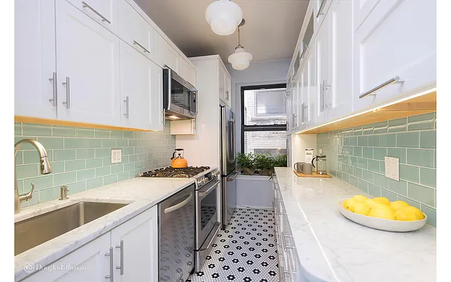 Sold by Douglas Elliman | media 3