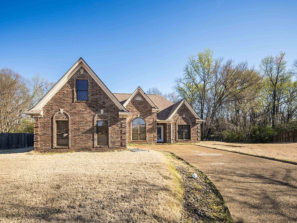 1st image of 60 Willow Crest Cv