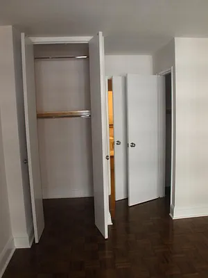 Rented by Metropolis Real Estate of Manhattan | media 31