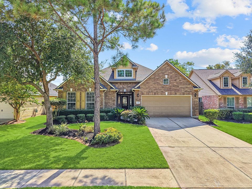 1st image of 13814 Parkers Cove Ct