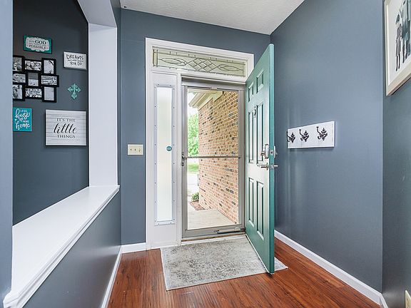 3rd image of 10302 Alto Ct