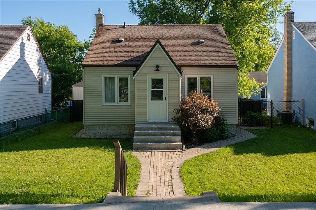 62 Armstrong Ave, Winnipeg, MB R2V 1P4 Zillow