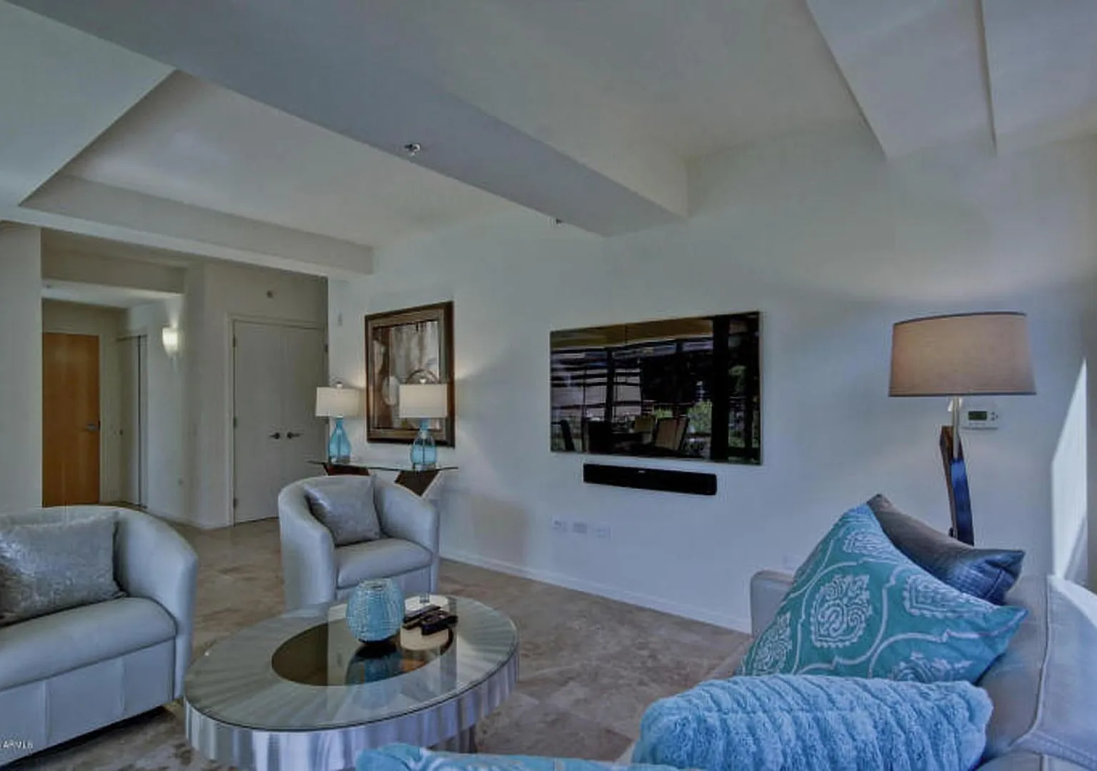 7131 E Rancho Vista Dr — Photo 3