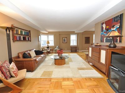 235 Garth Road #C5B, Scarsdale, NY, 10583