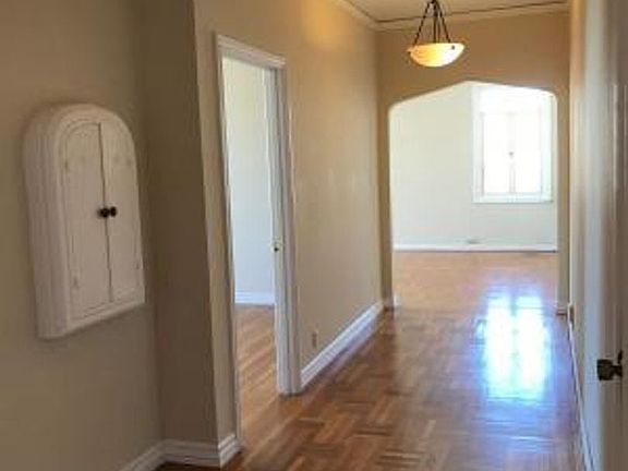 5th image of 3740 Fillmore St APT 305