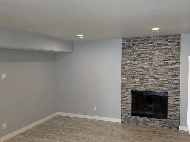 10609 Springwood Dr #B — Photo 2