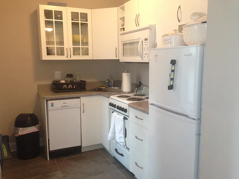 1525 Spruce St #31 — Photo 3