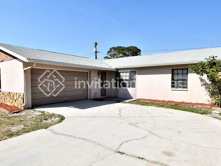 4320 Trout Dr SE — Photo 1