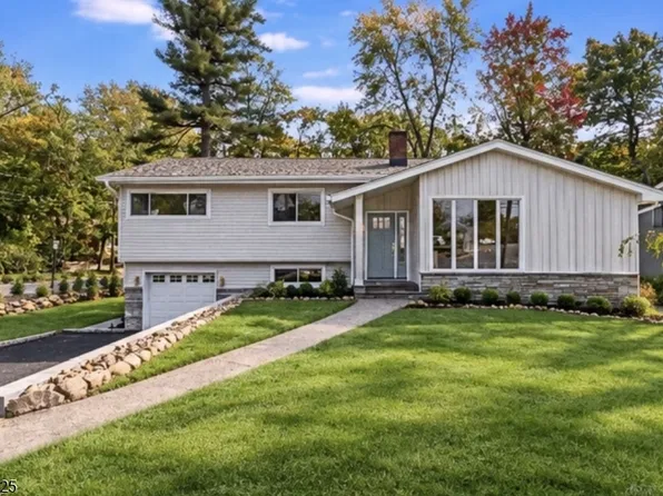 50 Brookside Ave, Caldwell Boro Twp., NJ 07006