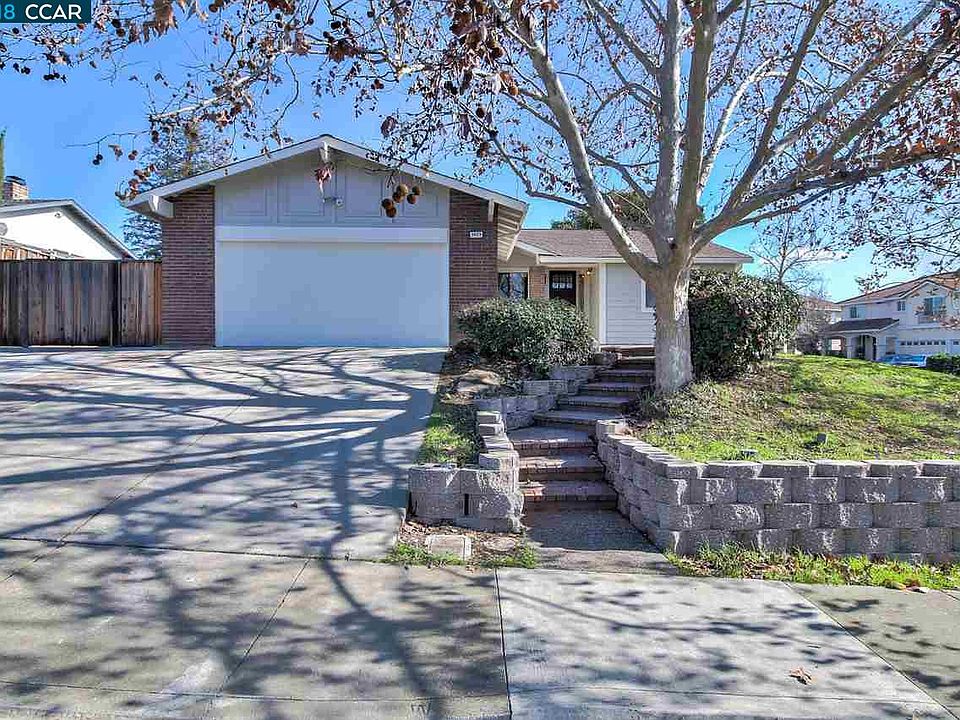 1st image of 3433 Bluejay Dr