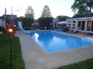 889 Wildwood Rd, New Bedford, MA 02745