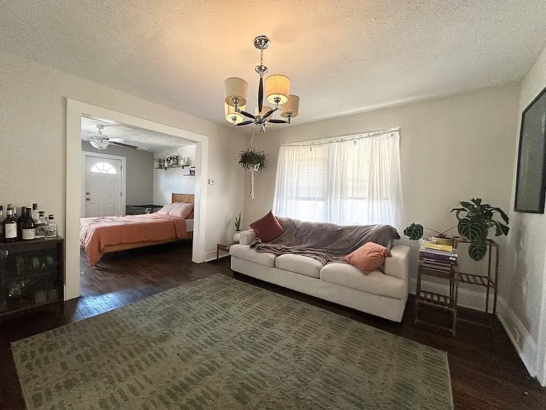 4309 Apple Ave #UP — Photo 8