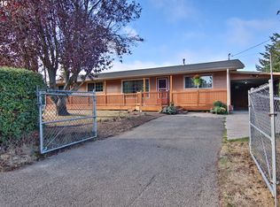 2680 Kinney St, North Bend, OR 97459