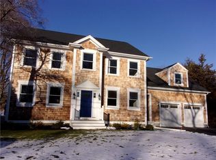 18 Mayfield Rd, Barrington, RI 02806