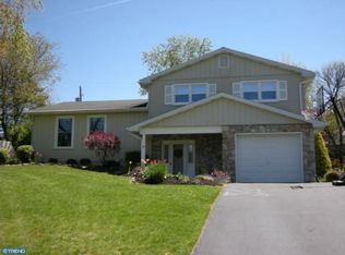 4456 Keene St, Center Valley, PA 18034